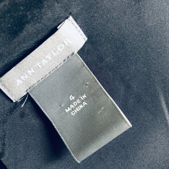 Ann Taylor Black Sheath Sleeveless Dress Size 4 - Picture 8 of 8